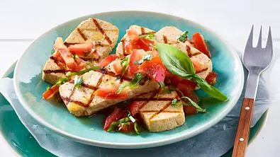 Tofu mariniert und gegrillt Rezept - Foto: LECKER @ Bauer Media Group