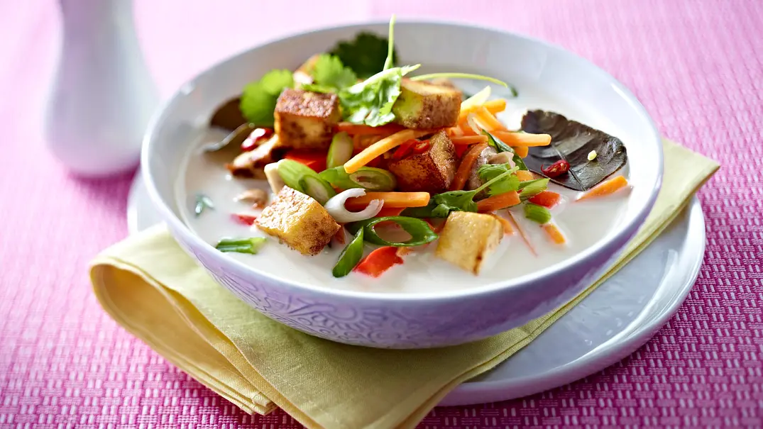 Tom Ka Tofu Rezept - Foto: LECKER @ Bauer Media Group Tom Ka Tofu Rezept - Foto: LECKER @ Bauer Media Group