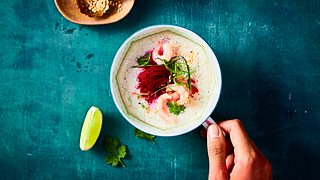 Tom Kha Gung zu Rote-Bete-Reisnudeln Rezept - Foto: House of Food / Food Experts KG