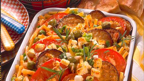 Tomaten-Auberginen-Auflauf mit Nudeln Rezept - Foto: Först, Thomas