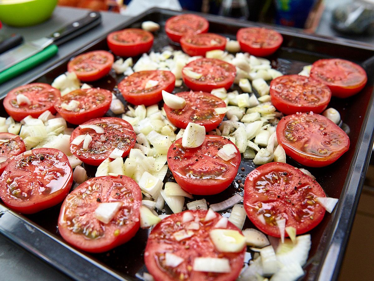 Tomaten rösten