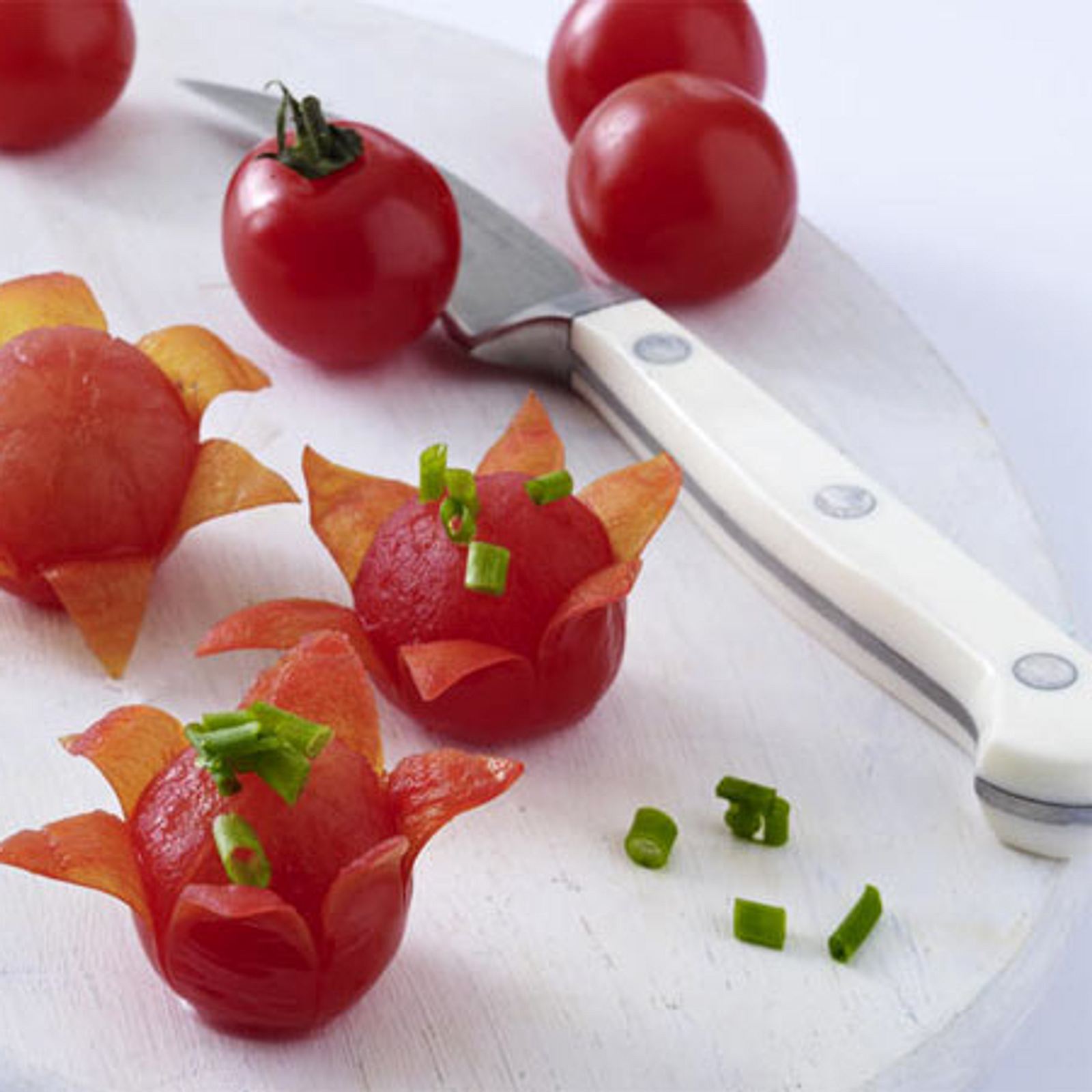 Gemüse schnitzen - Deko zum Vernaschen aus Tomaten, Möhren & Co