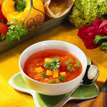 Tomaten-Bouillon mit Reis Rezept Tomaten-Bouillon mit Reis Rezept