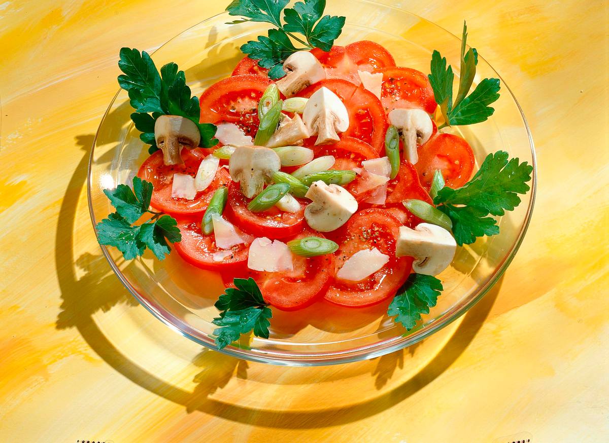 Tomaten-Champignon-Salat Rezept