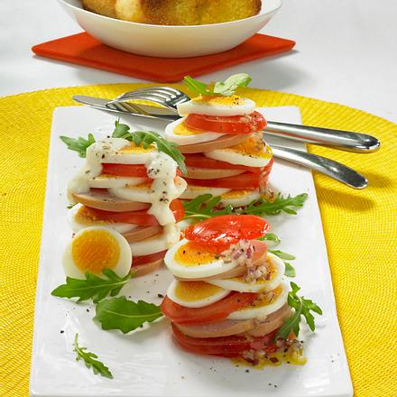 Tomaten-Ei-Türmchen Rezept