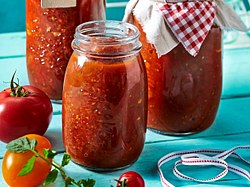 Eingekochte Tomaten Rezept - Foto: House of Food / Bauer Food Experts KG