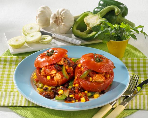 Tomaten mit Chili con Carne-Hähnchenbrust-Füllung Rezept Tomaten mit Chili con Carne-Hähnchenbrust-Füllung Rezept