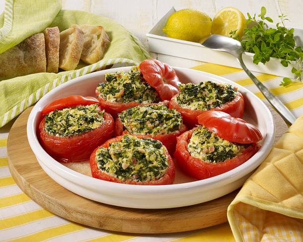 Tomaten mit Frischkäse-Spinatfüllung Rezept Tomaten mit Frischkäse-Spinatfüllung Rezept
