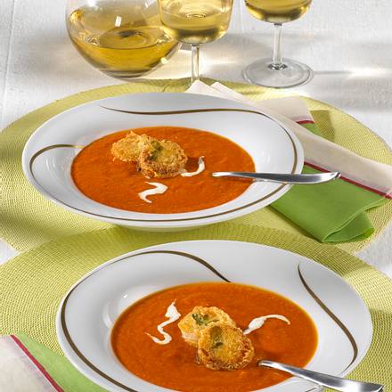 Tomaten-Möhren-Suppe mit Kräuter-Croûtons Rezept