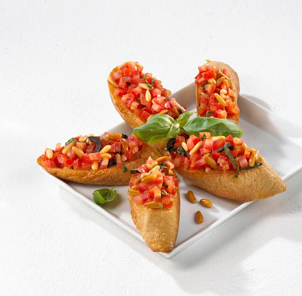 Tomaten-Nuss-Baguette Rezept Tomaten-Nuss-Baguette Rezept