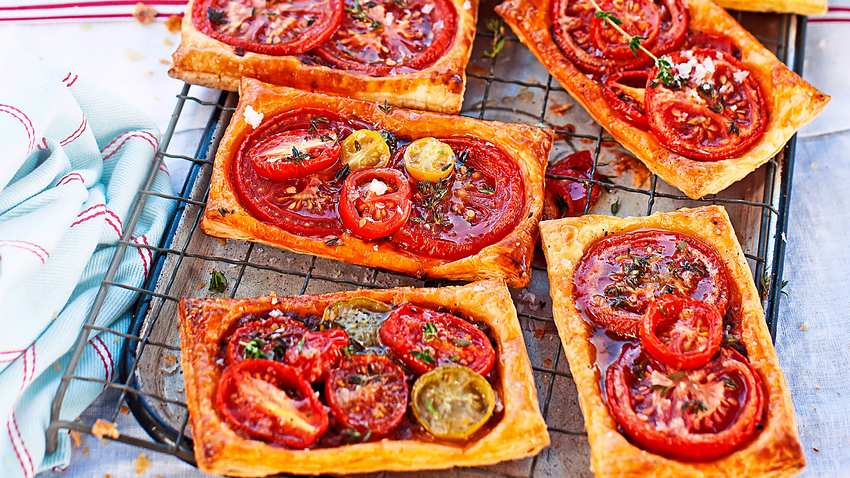 Tomaten-Pizzetti mit Meerblick Rezept - Foto: Are Media Syndication 