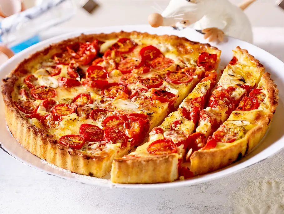 Tomaten-Quiche mit Hüttenkäse Tomaten-Quiche mit Hüttenkäse