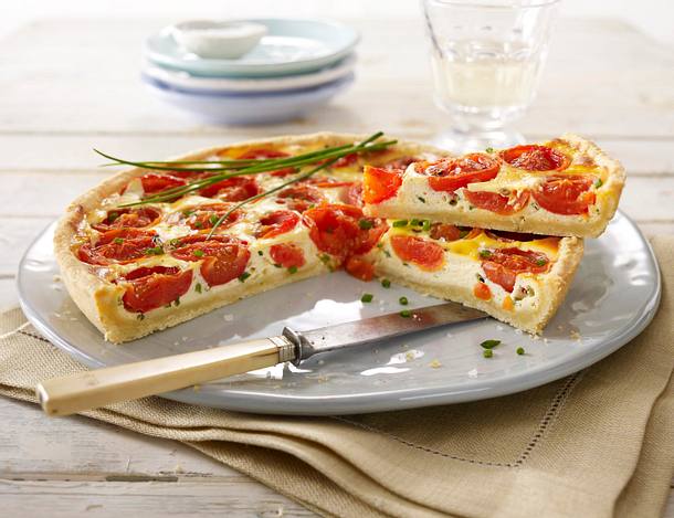 Tomaten-Quiche mit Schnittlauch-Eiermilch und Ricotta Rezept Tomaten-Quiche mit Schnittlauch-Eiermilch und Ricotta Rezept