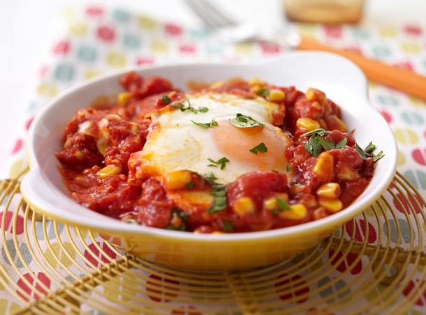 Tomaten-Shakshuka mit Mais Rezept Tomaten-Shakshuka mit Mais Rezept