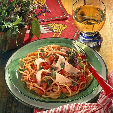 Tomaten-Spaghetti mit Pute Rezept Tomaten-Spaghetti mit Pute Rezept
