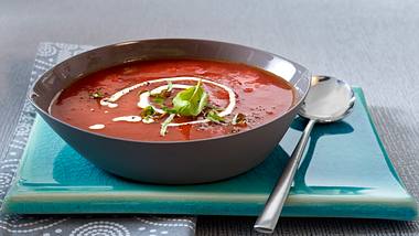 Tomatensuppe mit Basilikum (Vatertag) Rezept - Foto: House of Food / Bauer Food Experts KG