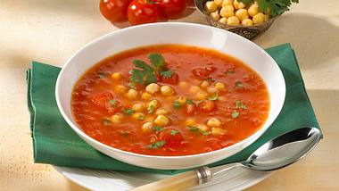 Tomatensuppe mit Kichererbsen Rezept - Foto: House of Food / Bauer Food Experts KG