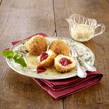 Topfen-Kirsch-Knödel Rezept