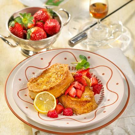 Torrijas con fresas (Arme Ritter mit Erdbeeren) Rezept
