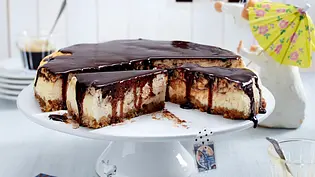 Torta di formaggio mit Espresso-Ganache Rezept - Foto: LECKER @ Bauer Media Group Torta di formaggio mit Espresso-Ganache Rezept - Foto: LECKER @ Bauer Media Group