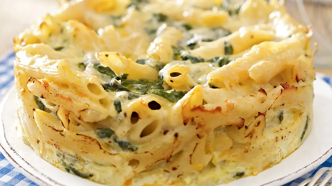 Torta di Penne con Spinaci e Ricotta Rezept - Foto: LECKER @ Bauer Media Group Torta di Penne con Spinaci e Ricotta Rezept - Foto: LECKER @ Bauer Media Group