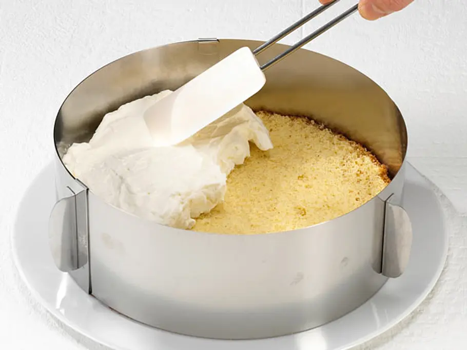 Windbeuteltorte - Schritt 5: Windbeuteltorte - Schritt 5: