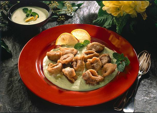 Tortellini mit Pflaumenfüllung Rezept Tortellini mit Pflaumenfüllung Rezept
