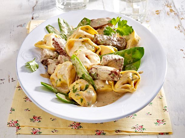 Tortelloni-Steakpfanne mit Zuckerschoten Rezept