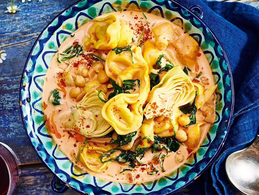 Tortellonisuppe mit Artischocken Rezept