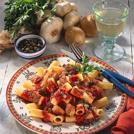 Tortiglioni mit Tomaten-Puten-Sugo Rezept