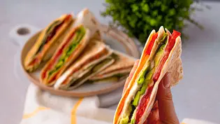 Tortilla-Sandwich Rezepte - Foto: ShowHeroes für LECKER @ Bauer Media Group Tortilla-Sandwich Rezepte - Foto: ShowHeroes für LECKER @ Bauer Media Group