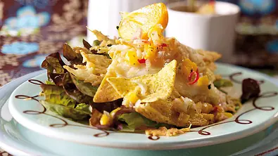 Tortillasalat mit Kaki-Chili-Salsa Rezept - Foto: LECKER @ Bauer Media Group