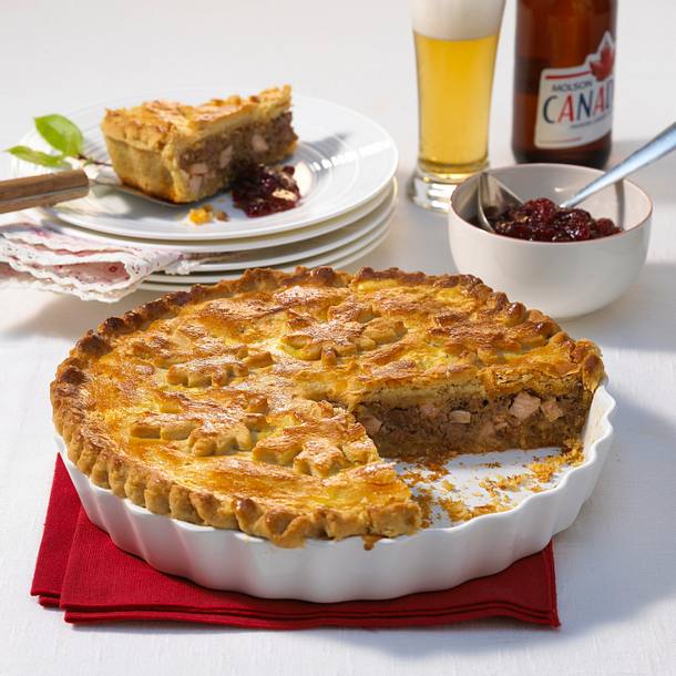 Tourtiere (Fleisch-Pie) Rezept Tourtiere (Fleisch-Pie) Rezept