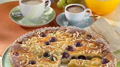 Trauben-Schmand-Kuchen Rezept - Foto: LECKER @ Bauer Media Group