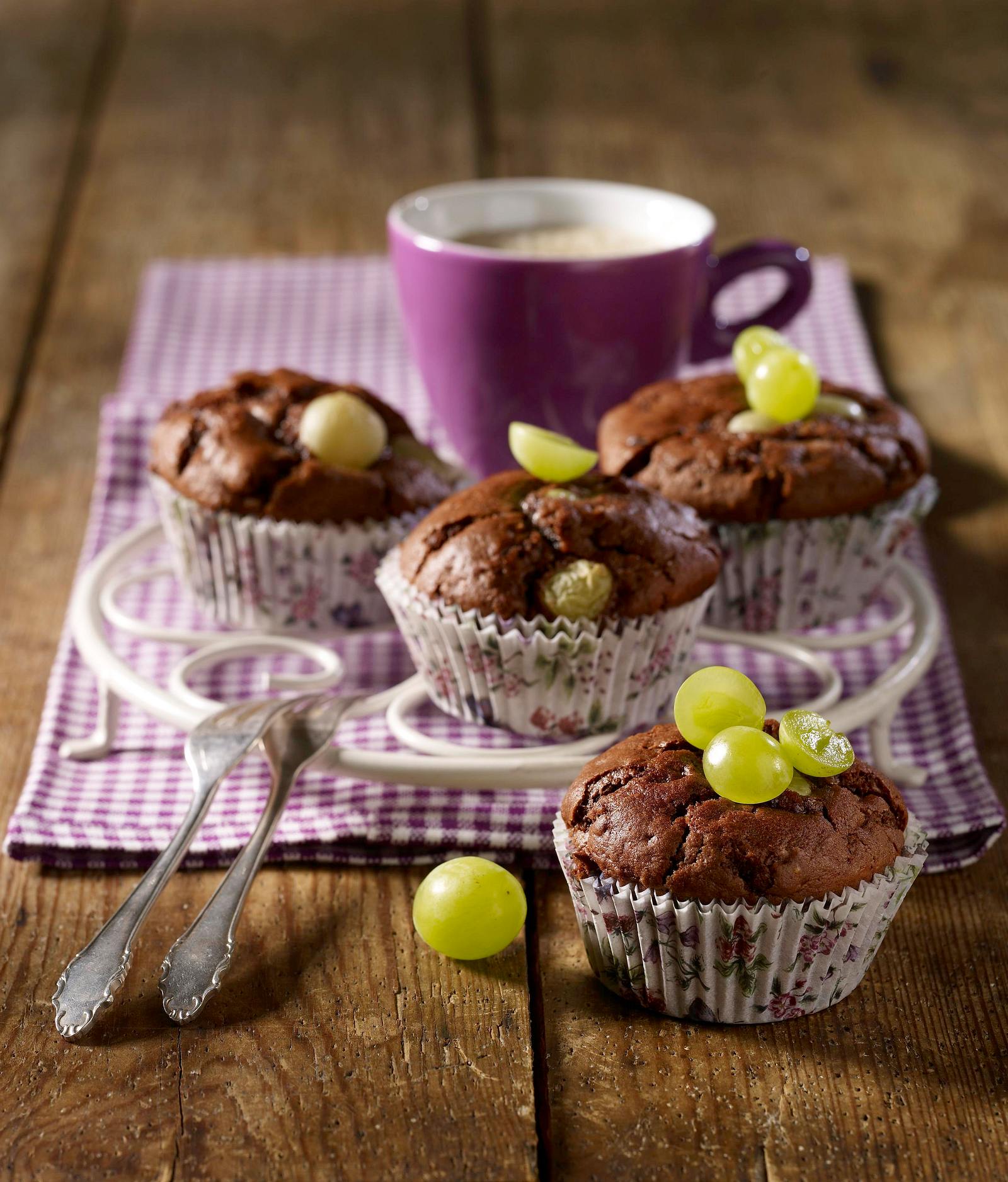 Trauben-Schoko-Muffins Rezept | LECKER