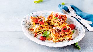 Triple-Cheese-Lasagne mit Spitzkohl Rezept - Foto: House of Food / Bauer Food Experts KG