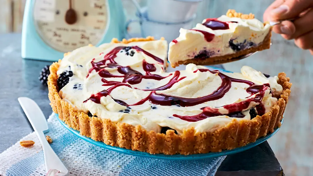 Turbo Brombeer-Tarte Rezept - Foto: LECKER @ Bauer Media Group Turbo Brombeer-Tarte Rezept - Foto: LECKER @ Bauer Media Group
