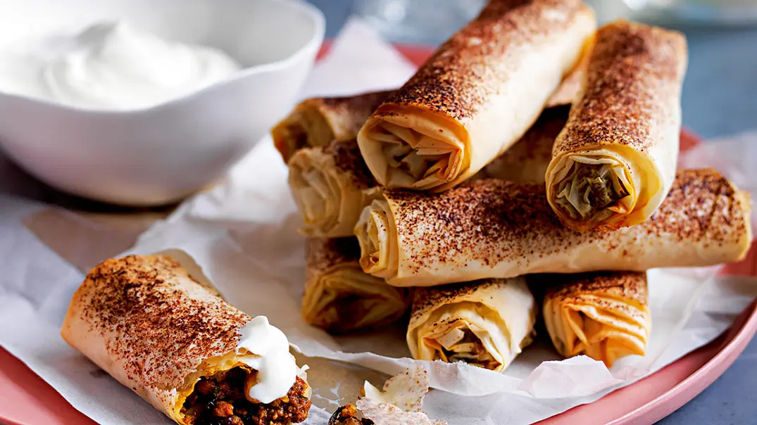 Türkische Fleischröllchen Rezept - Foto: LECKER @ Bauer Media Group Türkische Fleischröllchen Rezept - Foto: LECKER @ Bauer Media Group