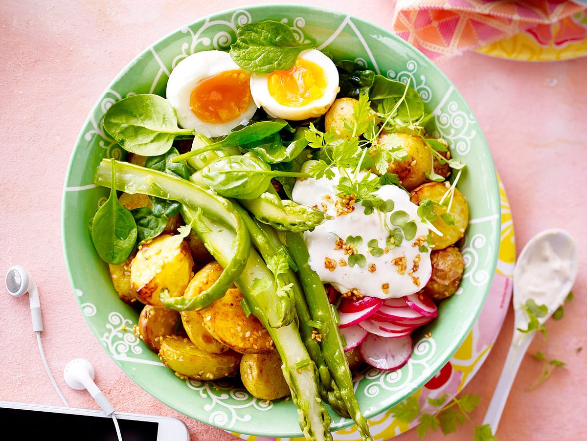 Übelst gute Ofenkartoffeln mit Grünzeug Rezept