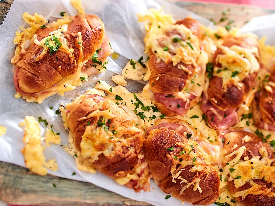 Überbackene Croissants „Cordon bleu“ Rezept Überbackene Croissants „Cordon bleu“ Rezept
