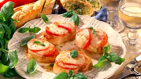 Überbackene Putenmedaillons Rezept - Foto: LECKER @ Bauer Media Group