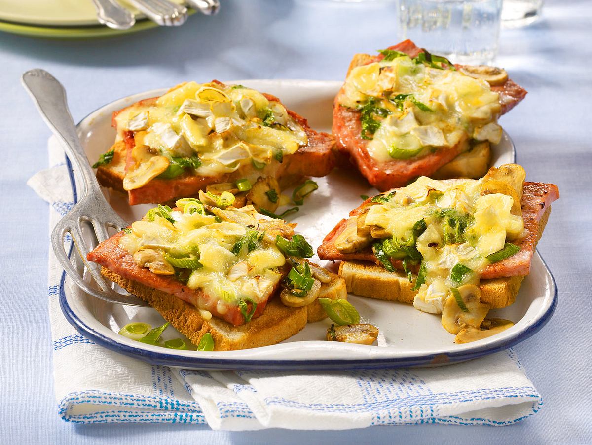 Überbackener Leberkäse-Toast Rezept