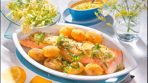 Überbackenes Lachsfilet Rezept - Foto: Först, Thomas