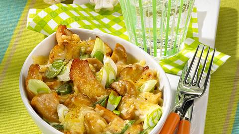 Überbackenes Schweizer Geschnetzeltes Rezept - Foto: House of Food / Bauer Food Experts KG