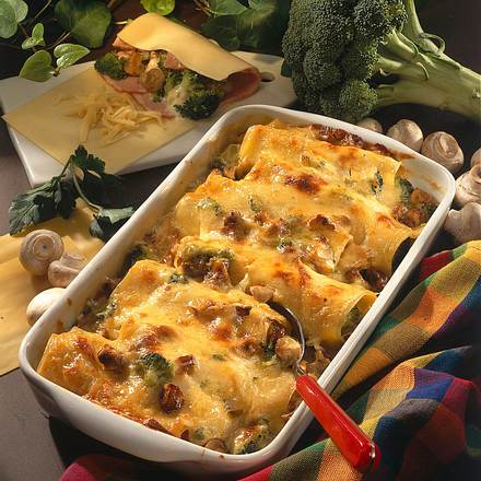 Überbackene, gefüllte Lasagneröllchen Rezept Überbackene, gefüllte Lasagneröllchen Rezept