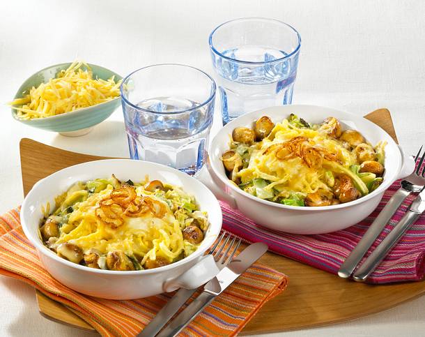 Überbackene Käse-Spätzle mit Spitzkohl & Pilzen Rezept Überbackene Käse-Spätzle mit Spitzkohl & Pilzen Rezept