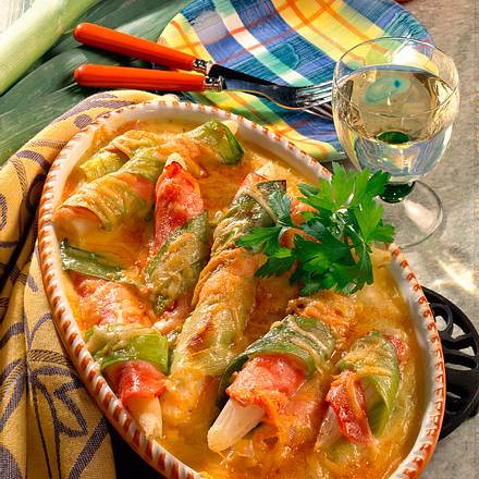 Überbackene Schwarzwurzeln mit Schinken und Porree Rezept Überbackene Schwarzwurzeln mit Schinken und Porree Rezept