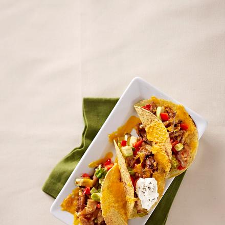 Überbackene Tacos mit feurigem Huhn Rezept Überbackene Tacos mit feurigem Huhn Rezept