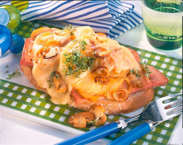 Überbackenes Fleischkäsebrot Rezept Überbackenes Fleischkäsebrot Rezept