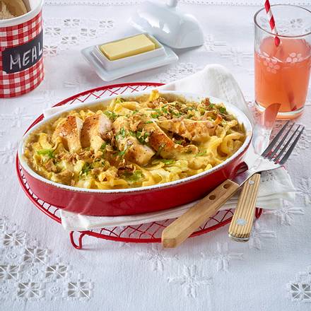 Überbackenes Hähnchenfilet auf Spätzle Rezept Überbackenes Hähnchenfilet auf Spätzle Rezept